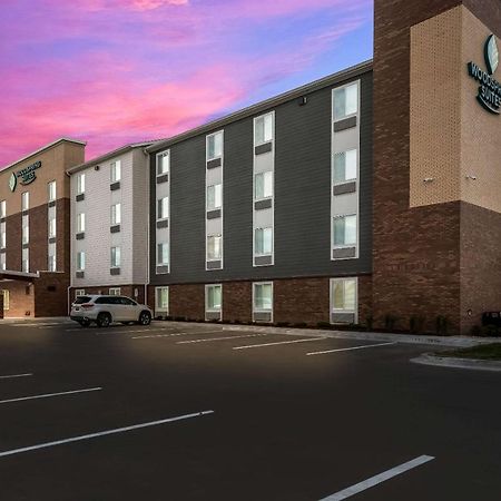 Woodspring Suites Milwaukee - Menomonee Falls Экстерьер фото